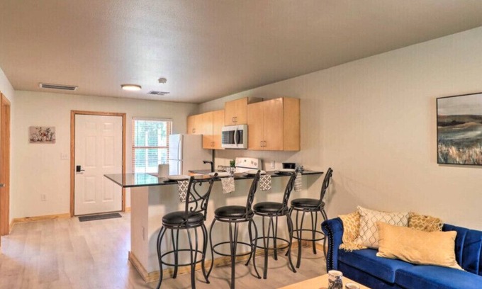 Cecil House | Trailsgate Lodge-B @ Lost Trails