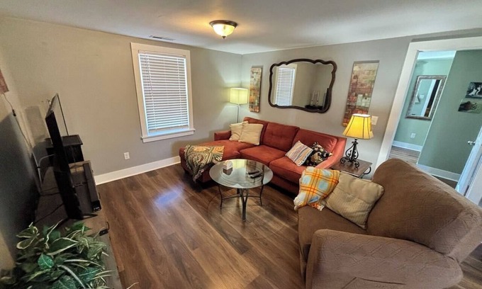 Bridgeton Cottage | Tranquil 2-bedroom cottage in Bridgeton