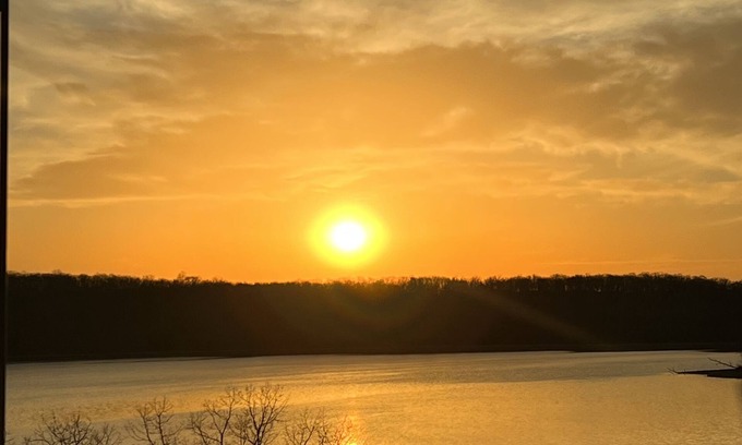 Kaiser Condo | Tranquil Lakefront 3 bedroom 5 bed 3 bath condo in Lake of the Ozarks State Park