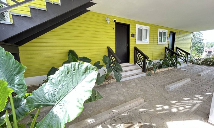 Roatan Apartment | Tranquil Oasis in French Cay