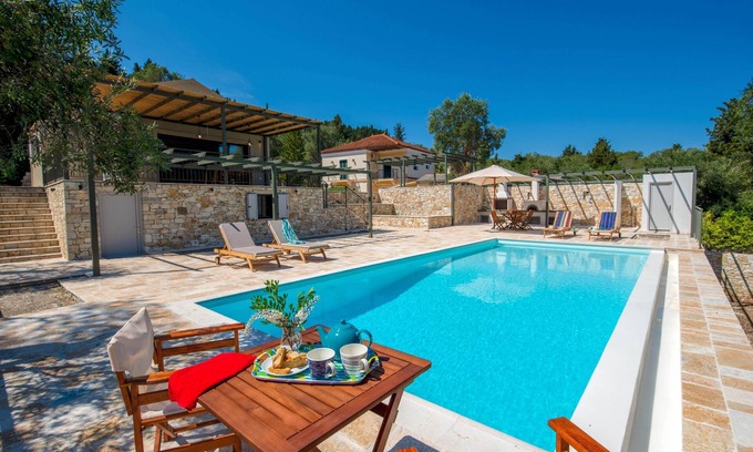 Koutsi Villa | Tranquil retreat: Villa Gionis near Loggos, Paxos.