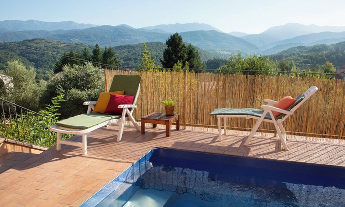 San Terenzo Monti House | Tranquil Tuscan House with Pool and Scenic Views