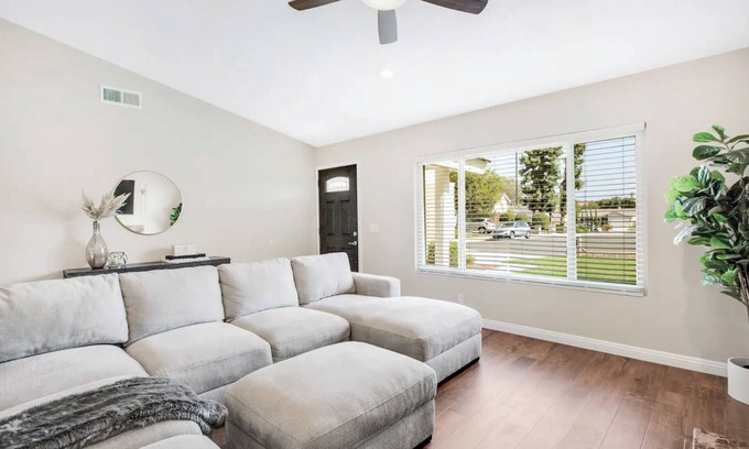 Rolling Hills Estates House | Tranquil 3-bedroom house with WiFi near Rolling Hills Estates