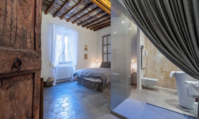 Trastevere Apartment | Trastevere Luxury Design for 6