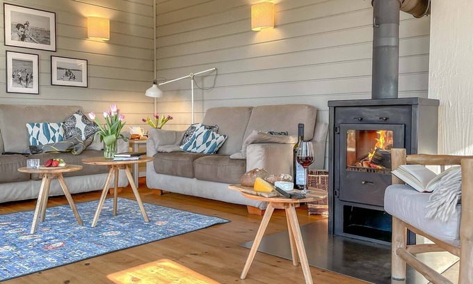 Luckow House | traumHaff®Idyllic pilots romance on the lagoon with private NORDICSPA, fireplace