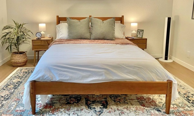 Roseville House | Traveling Professionals! Quiet Retreat with Private Pool Close to Hospitals...