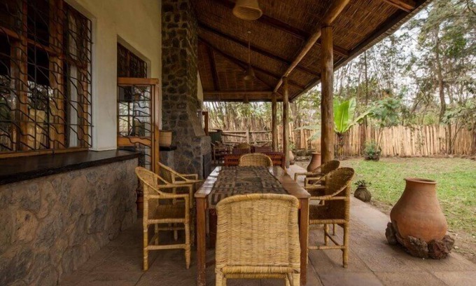 Kisoro Hotel | Travellers Rest Hotel