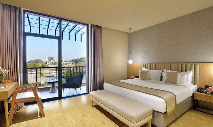 Nashik Hotel | Treat Hotel Nashik City Center