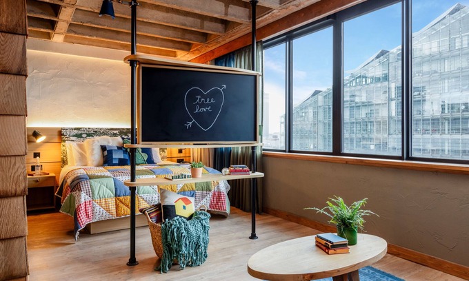 Manchester City Centre Hotel | Treehouse Hotel Manchester