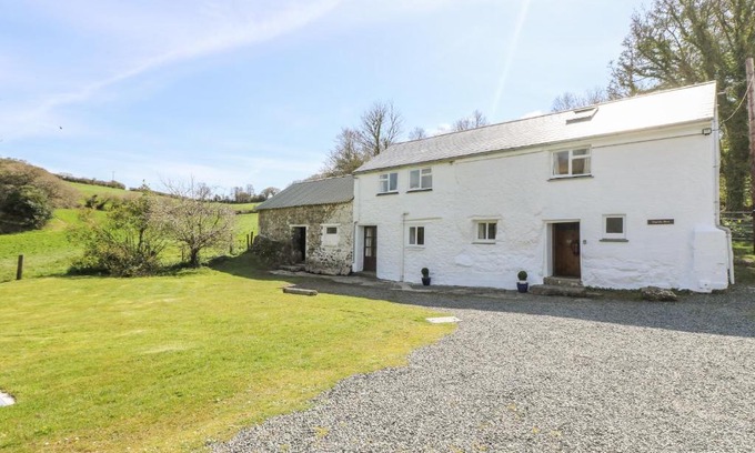 Helford Passage House | Tregithey Barn