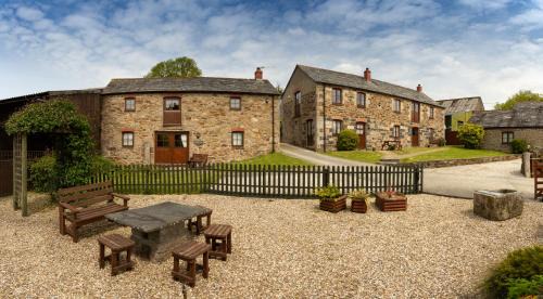 St Wenn House | Tregolls Farm Cottages