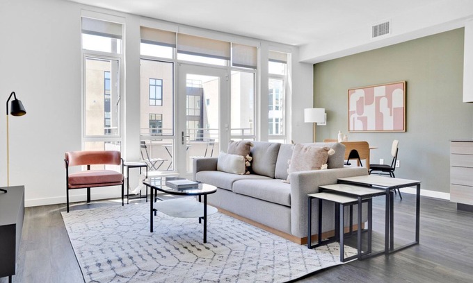 Southwest Berkeley Apartment | Trendy Berkeley 1BR w/Gym, W/D & Roof, near Highways, by Blueground