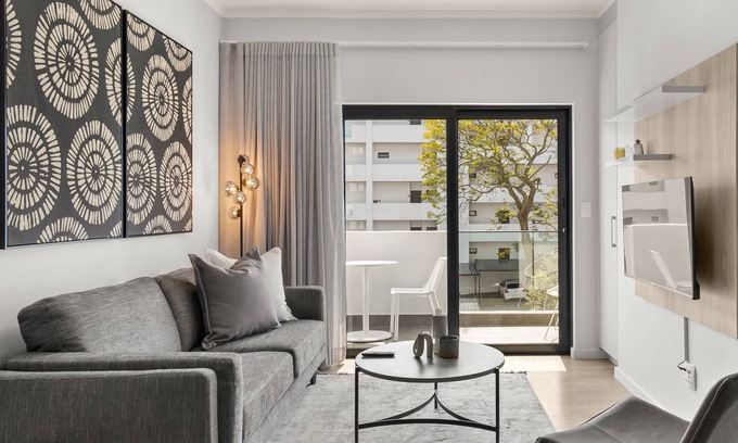 Greater Johannesburg Metropolitan Area Apartment | Trendy | Brand New | 2 Bed | Rosebank