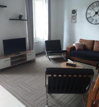 Sedan Apartment | Tres bel appartement face au Chateau 2 ch 4 pers