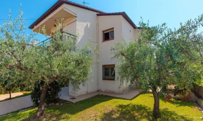 Creixell House | Tres Olivos by Interhome