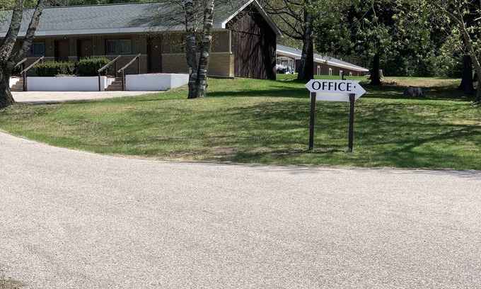 West Branch Hotel | Tri Terrace Motel