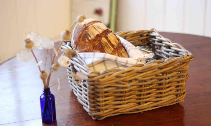 Godmanstone House | Trinity Annexe an adorable first floor light and lofty space within an AONB