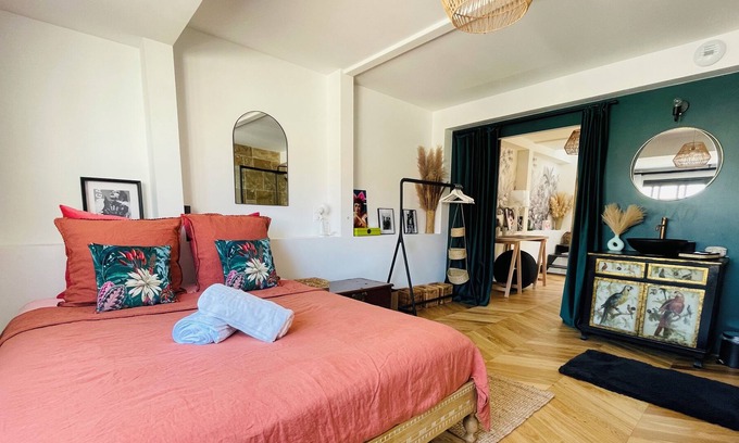 Victor Hugo - Saint-Augustin House | Triplex au Cœur de Bordeaux