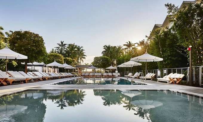 City Center Resort | Tropical Getaway! 3 Units for Groups, Outdoor Pool, Beachfront Property