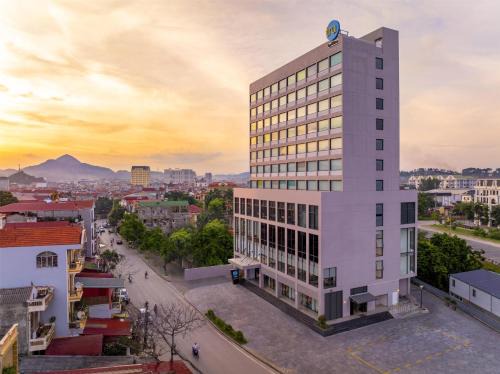 Lang Son Hotel | Tru by Hilton Lang Son City Centre