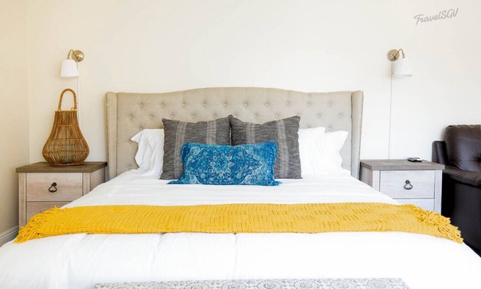 Alhambra Apartment | tsgv-alh1233-b-wos-es-1-1