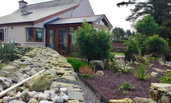 Reenascreena House | Tullig Rock a Beautiful Country Home; Also available, Stone Cottage