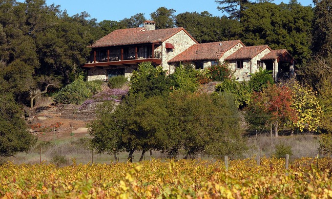 Sonoma House | Tuscan-inspired Vineyard Estate