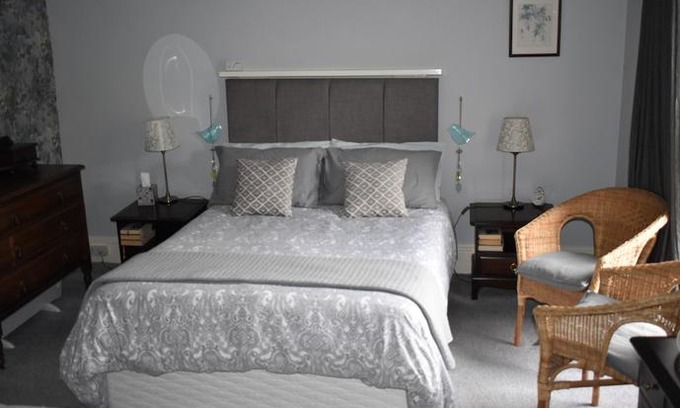 Selkirk Hotel | Tushielaw Inn