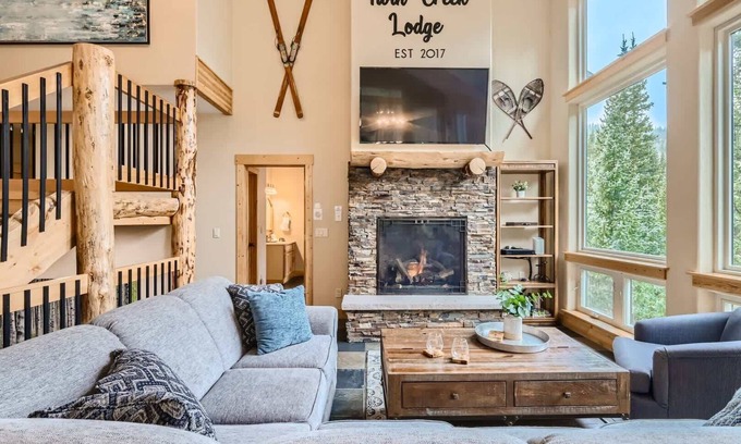 Breckenridge Ski Chalet | Twin Creek Lodge Summ