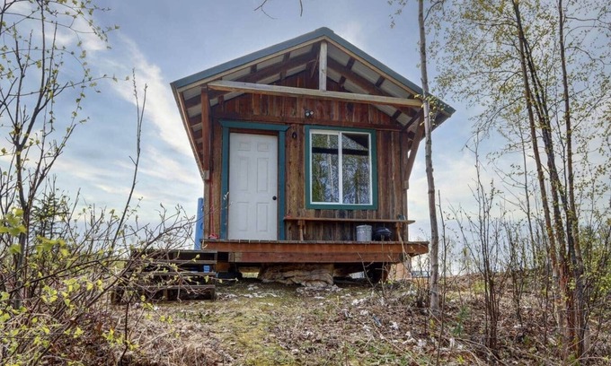 Houston House | Twin Lakes Couples Dry Cabin