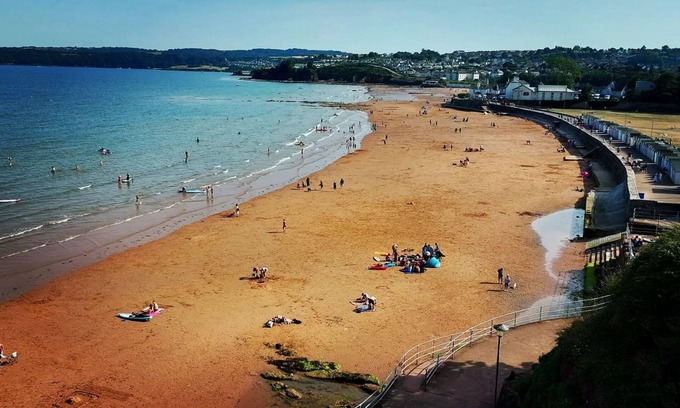 Roundham Bed & Breakfast | Two Beaches