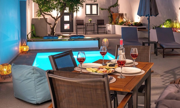 Nafplion City Centre Apartment | Two Bedroom Apartment with Pool View | FD Luxury Suites Nafplio