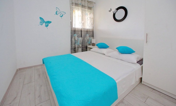 Bibinje Apartment | Two bedroom apartment with terrace Bibinje, Zadar (A-14436-b)