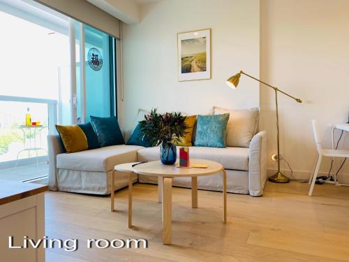 North Melbourne Apartment | Two Bedroom Apartment In North Melbourne with Parking