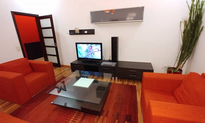 Lypky Apartment | Two bedrooms. Luxery. 5 Darvina St. Centre of Kiev