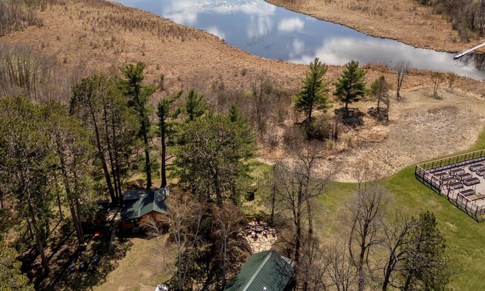 Hackensack Cabin | Two cabins-lake access-private dock