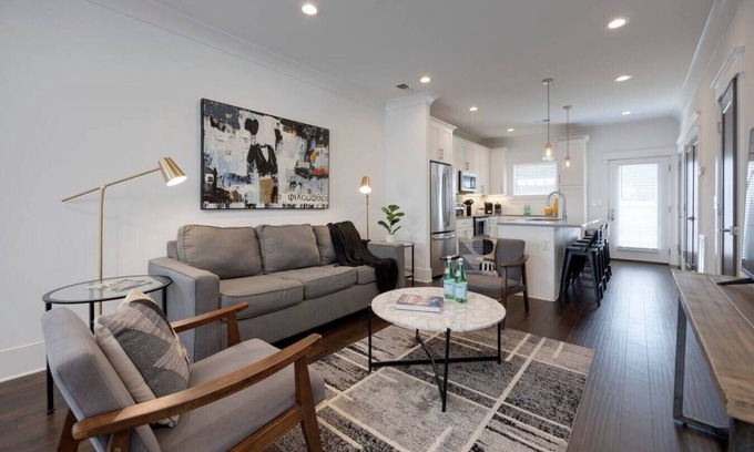 Charlotte Park Apartment | Two Gorgeous Homes- 20 Guests- Amazing Location