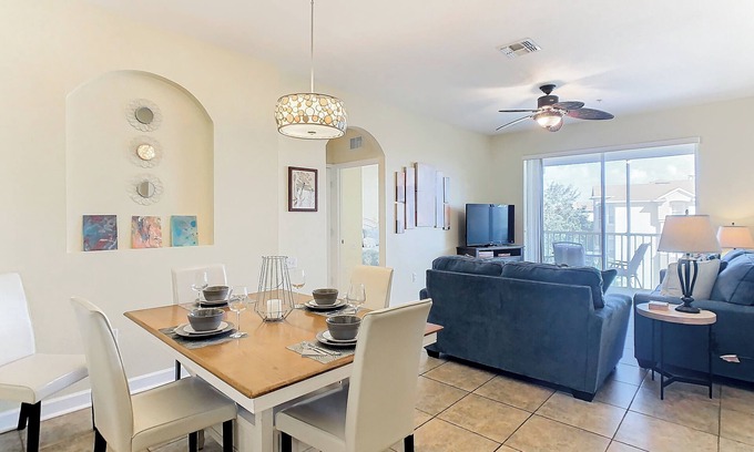 Crestwynd Bay Condo | Two Miles To Disney With Pool Water Park and Water slide