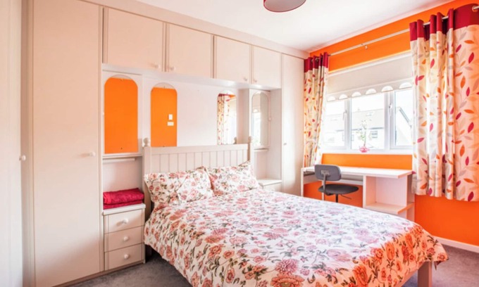 Dublin House | Two private rooms in a house in Kilnamanagh