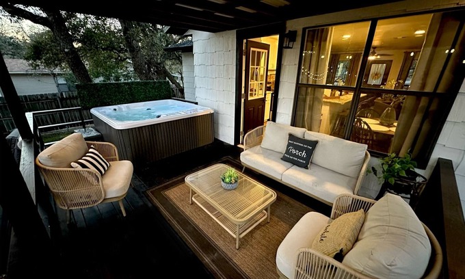 Canyon Lake House | Tx Hill Country- Canyon Lake 🦮Friendly, Casita🏡, Hot Tub. 10 guest