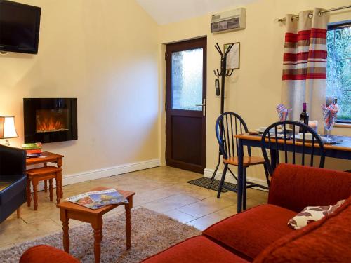 Bethania House | Ty Bach Twt