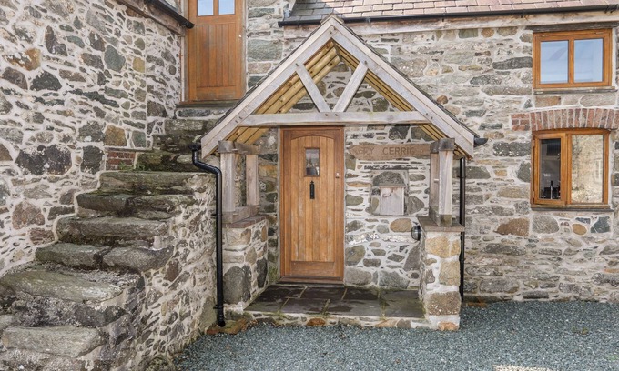 Llanddaniel Fab Cottage | Ty Cerrig