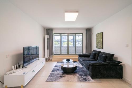 Gubei Apartment | Tyms 3BR 2BA APT Hongqiao Crystal Garden