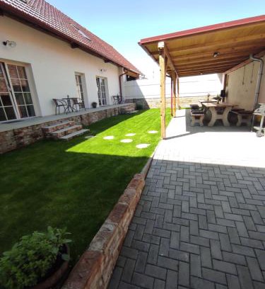 Dolni Dunajovice Apartment | Ubytování U studny