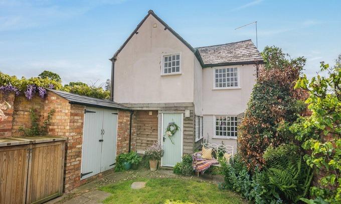 Kimbolton Cottage | UK44006 - Secret Cottage