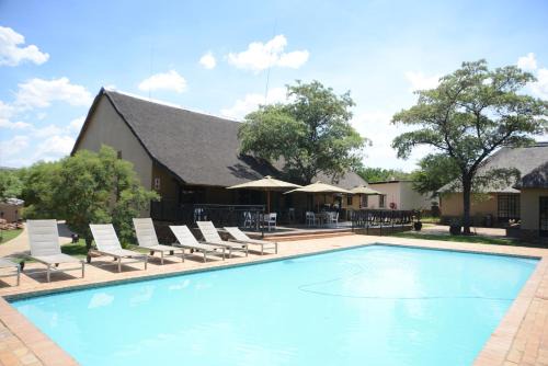 Madibeng Cabin | Ukutula Lion Lodge