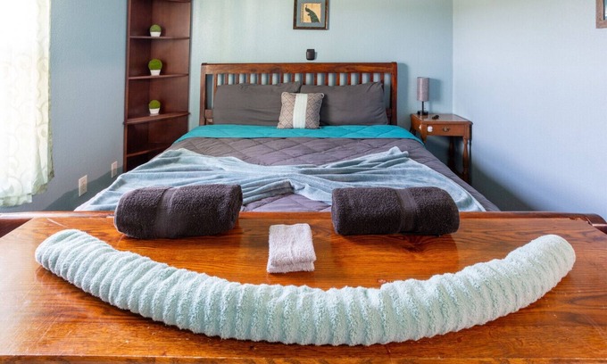 Dallas House | Ultimate Game Room Oasis for 12, XL Patio+BBQ, 2 Kings & Full Body Massage Chair