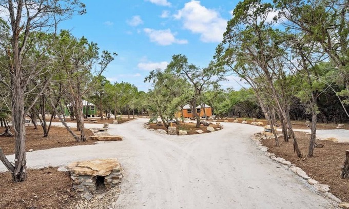 Canyon Lake Cabin | Ultimate Group Getaway at Canyon Lake - Sleeps 28!