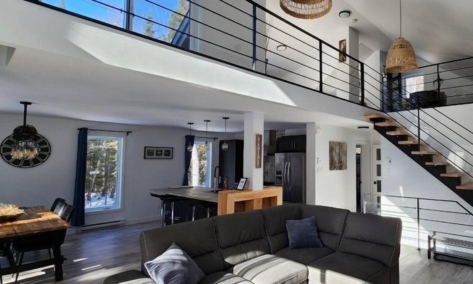 Rawdon Ski Chalet | un véritable joyau, à proximité de tout.