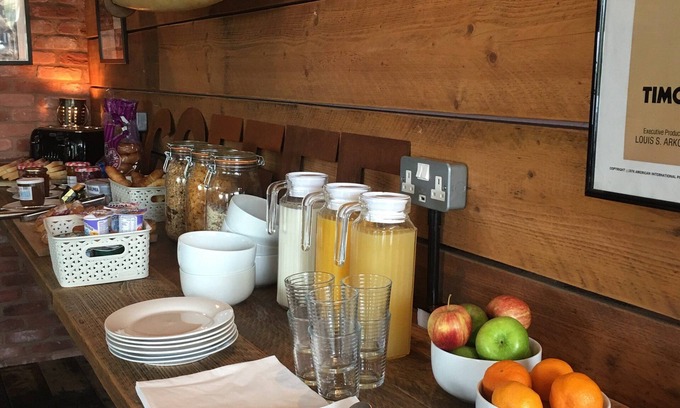 Crediton Bed & Breakfast | Union Road Moto Velo